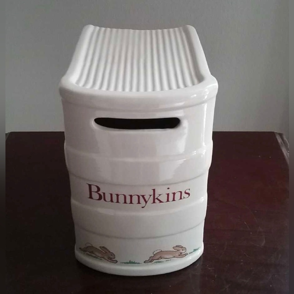 Vintage Royal Doulton Bunnykins Book Bank